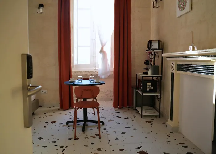 Grand Terrace 5 By Vallettastay